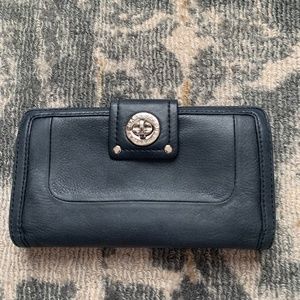 Marc by Marc Jacobs Totally Turnlock Wallet